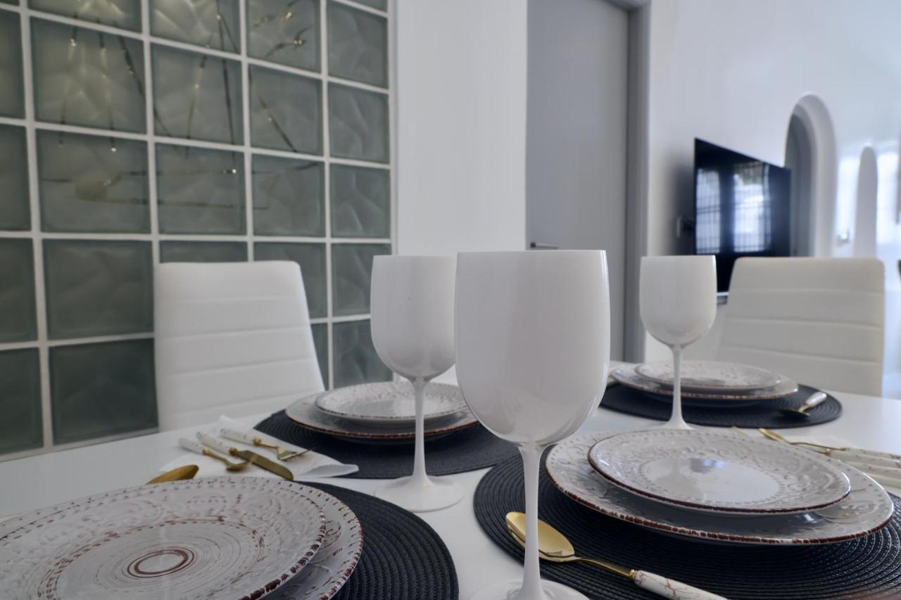 מגלוחורי Aidos Villa Santorini מראה חיצוני תמונה